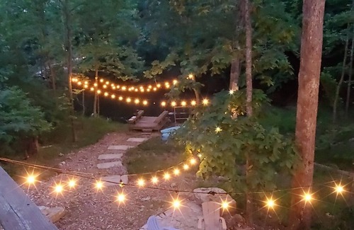 Innsbrook Ski Chalet | Innsbrook Falls Hideaway - Roomy lakefront Chalet w/spacious deck & firepit