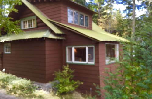 West Glacier Cabin | Inside Glacier National Park, Lakefront cabin