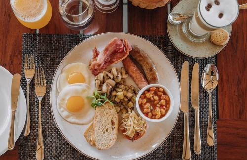 Victoria Falls Cabin | Insika lodge