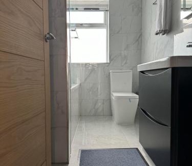 Luton House | Instant Home