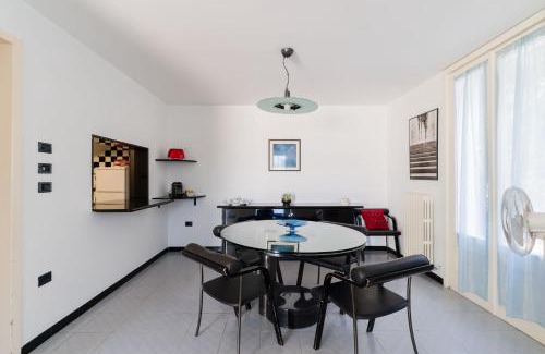 Tuglie Apartment | Intera casa ad uso esclusivo con 3 camere 2 bagni giardino wifi parcheggio lavatrice microonde barbecue macchina caffè