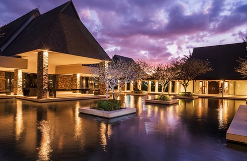 Natadola Hotel | InterContinental Fiji Golf Resort & Spa by IHG