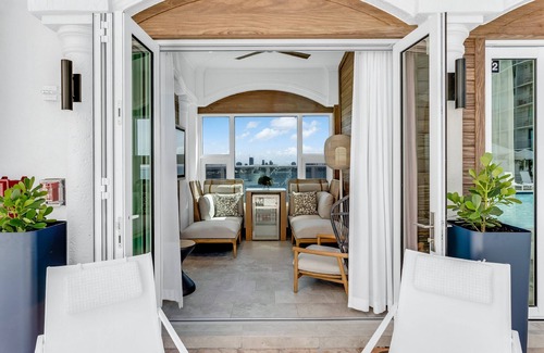 Downtown Miami Hotel | InterContinental Miami by IHG
