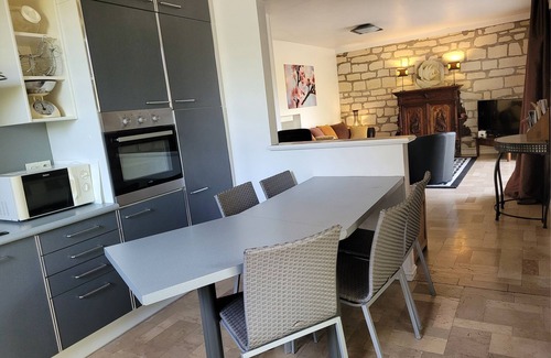 Saint-Leu-dEsserent Apartment | Interior and garden fine-PARIS (25 minutes by train from Chantilly)-Touristic