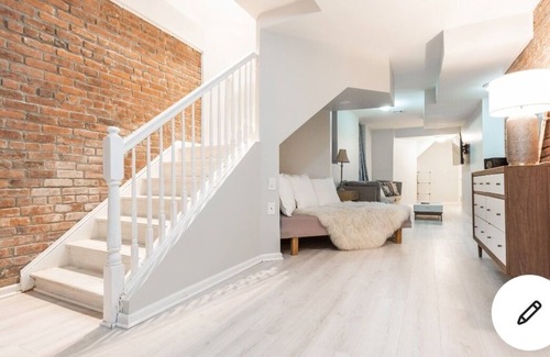 Bergen Apartment | Interior designer’s abode in jersey city min to NYC