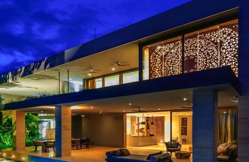 Papagayo Peninsula House | International Artist’s Winter home in Paradise!