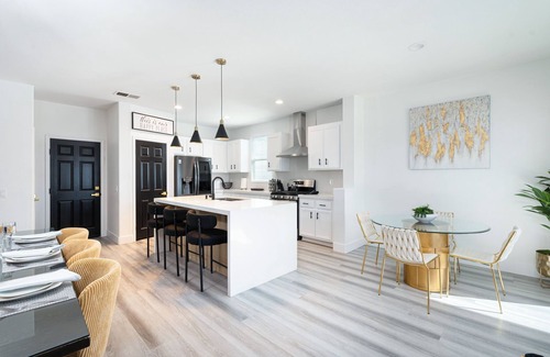 Coachella House | Interstellar w/Pool, Golf, & Game room/Sleeps 23!