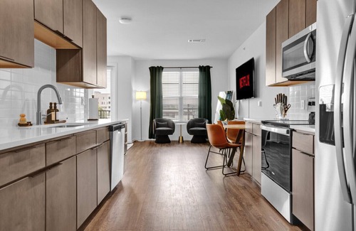 Avondale Apartment | Intimate Flat w/Pool, Gym, & Stunning City Views