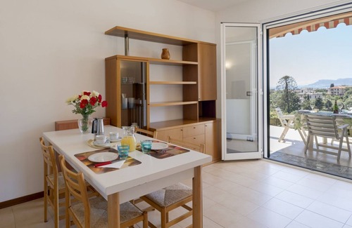 Bordighera Apartment | Into the Green! Bordighera Garden House x6