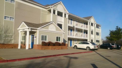 North Arlington Hotel | InTown Suites Extended Stay Arlington TX - Six Flags