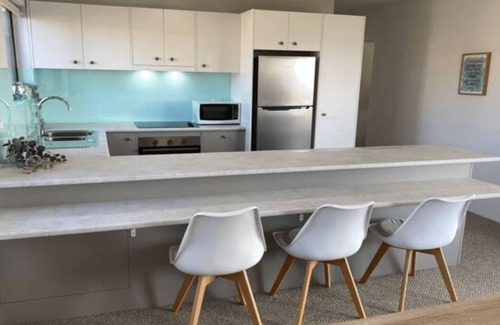 Nelson Bay Apartment | Intrepid, 10/3 Intrepid Close - water views over Shoal Bay Beach