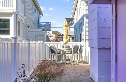 Stone Harbor House | Introducing Stone Court Cottage, a charming vacation rental available for your summer vacation
