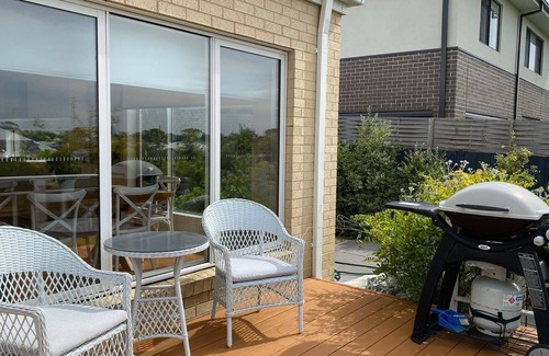 Inverloch House | INVERLOCH BLUE PEARL - WIFI, LINEN & POOL Inc