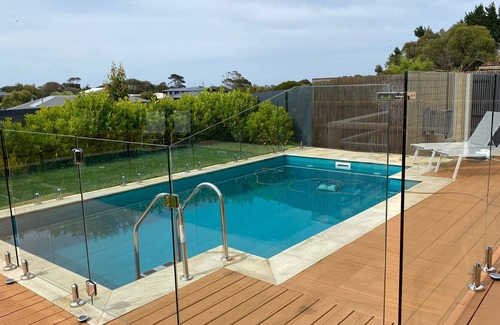 Inverloch House | INVERLOCH BLUE PEARL - WIFI, LINEN & POOL Inc