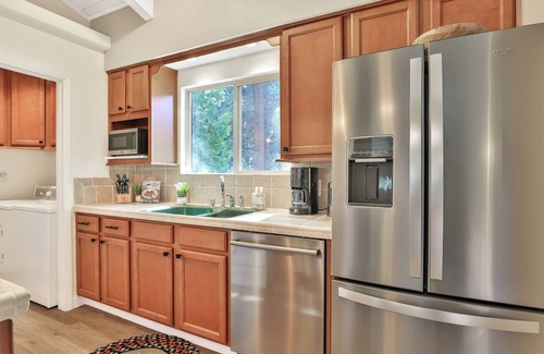 Incline Village House | Inviting 3-bedroom/2.5 bath townhome in beautiful Incline Village