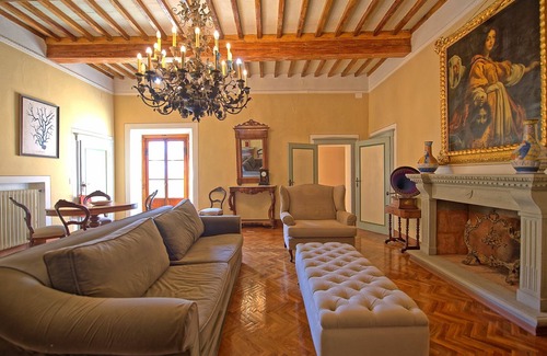 Brindisi House | Inviting 6-Bed House in Brindisi
