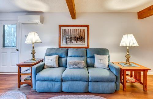 Bartlett Apartment | Inviting Bartlett Condo 1 Mi to Attitash Mountain
