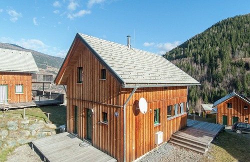 Stadl an der Mur Ski Chalet | Inviting chalet with terrace
