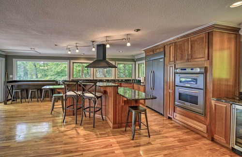 Caryville House | Inviting Family Abode w/Dock on Norris Lake!