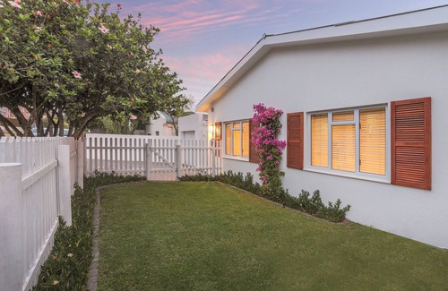 Voelklip House | Inviting holiday home near the beach - Voelklip
