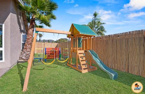 San Carlos House | Inviting Home with Mountain Views & Pool-Spa