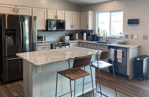 Estrella Vista House | Inviting home with patio, enclosed yard, fireplace, office, streaming, W/D, AC