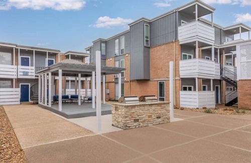 Nassau Bay Apartment | Inviting Houston Space Near Kemah and Space Center