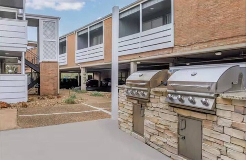 Nassau Bay Apartment | Inviting Houston Space Near Kemah and Space Center