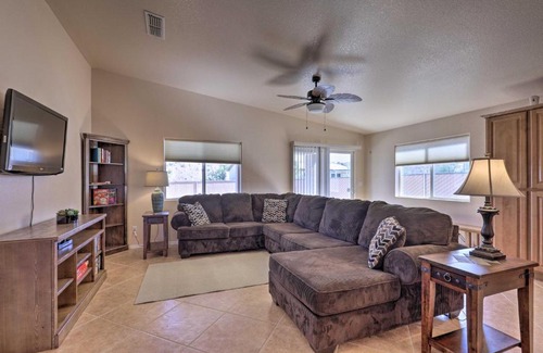 Bullhead City House | Inviting Retreat with Patio Less Than 1 Mi to Colorado River