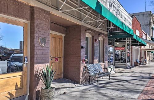 Downtown Apartment | Inviting San Marcos Apartment with WasherandDryer