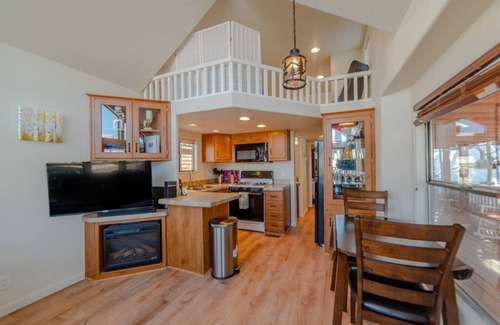 Fairplay Cabin | Inviting Tiny Home with Spacious Decks and Outdoor Space - The Northstar Cabin