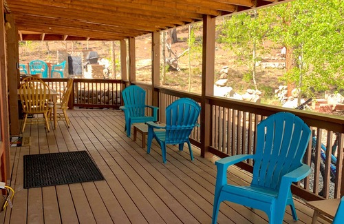 Fairplay Cabin | Inviting Tiny Home with Spacious Decks and Outdoor Space - The Northstar Cabin