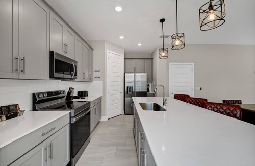 Reunion Condo | Inviting Townhome near Disney with Resort & Waterpark Access - 7833SD