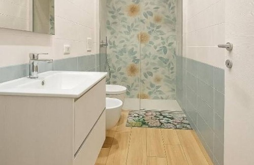 Municipio 2 Apartment | Iolanda House - In the Hearth of Bari