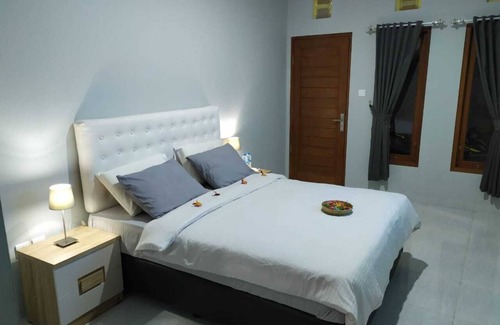 Taman Griya House | Iona kos kosan immaculate rooms and luxury homestay
