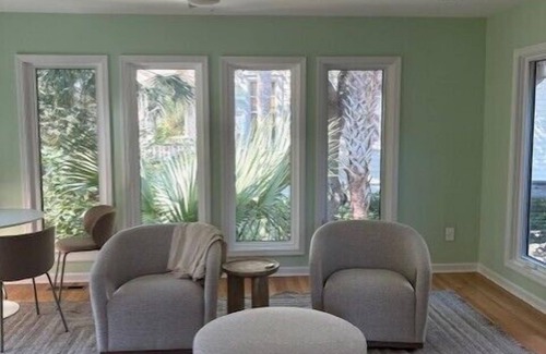 Isle of Palms House | IOP Retreat, walk to the beach, 3 Bedrooms, 3 Bathrooms