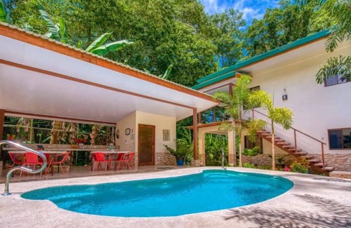 Cocles Apartment | Irene~A/C~Pool~Great Internet~Punta Cocles Beach