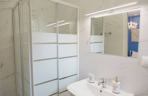 Korithion House | IRIS' Garden Rooms