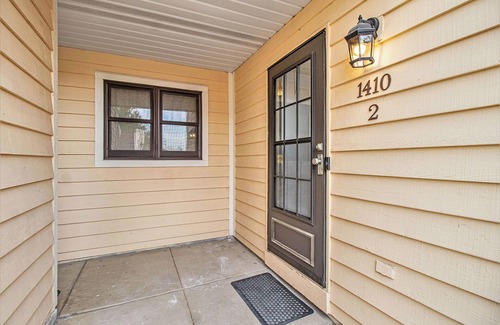 Notre Dame Apartment | Irish Walk