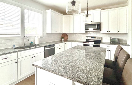 Auburn House | IRON BOWL 11/29 SATURDAY NIGHT STILL AVAILABLE!