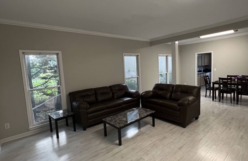 Crestline Heights House | Irondale Three Bedroom House with Parking