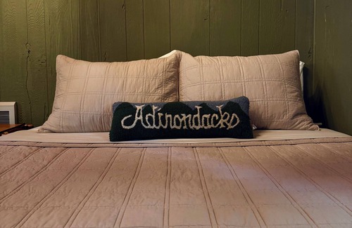 Lake Placid House | Iroquois Adirondack Cabin