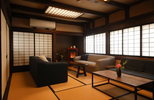 Hida Takayama Onsen House | Irori yado Hidaya