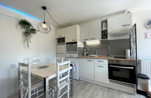 Villefranque House | Irrintzina - Villefranque