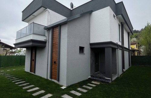 Masukiye Villa | Isıtmalı Havuzlu -KARTEPE- Lüks Villa