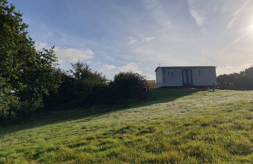 Marsham Cabin | Isabel , nestled in a peaceful farm in Marsham, North Norfolk