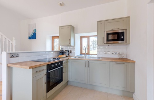 Tywyn House | Isaf Rhoslefain - Two Bedroom House, Sleeps 4