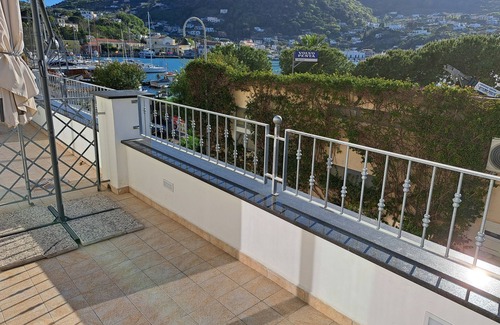 Ischia Porto Apartment | Ischia House Riva Apartment