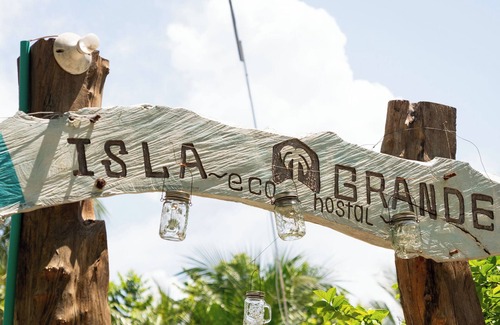 Rosario Islands Cabin | Isla Grande Ecohostal A paradise in the Rosario Islands, Cartagena, Colombia.