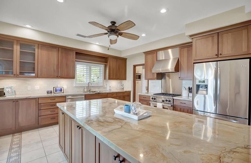Venetian Shores House | Islamorada's Premier Waterfront Neighborhood- Venetian Shores!
